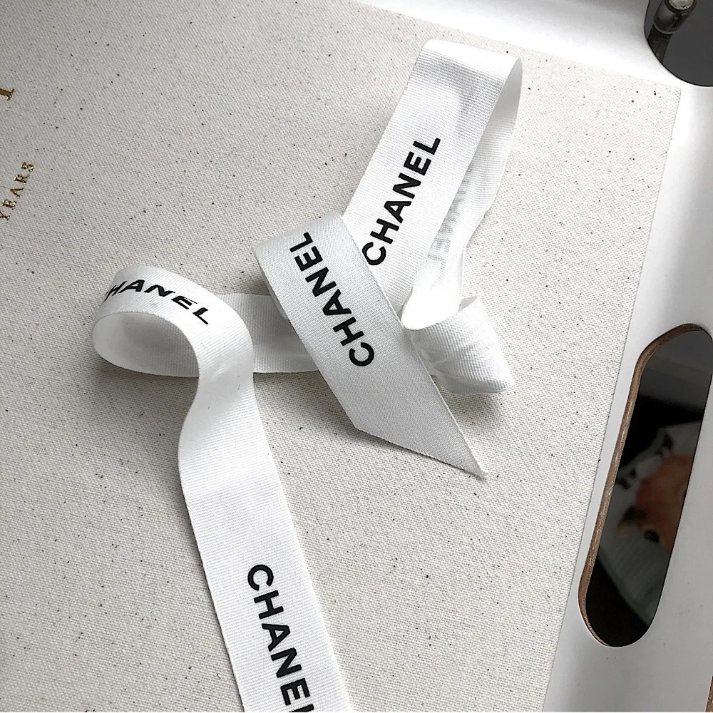 CHANEL Black White Grosgrain Gift Wrapping Ribbon 31”